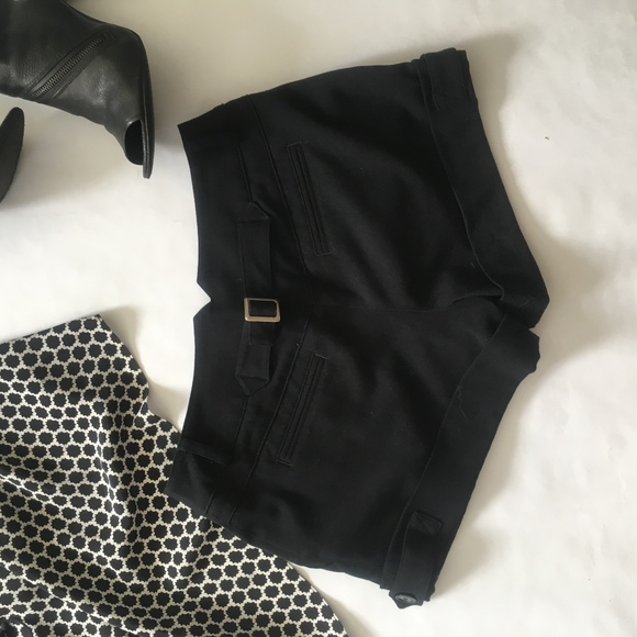 Cute pleated shorts - RT - Picture 6 of 6